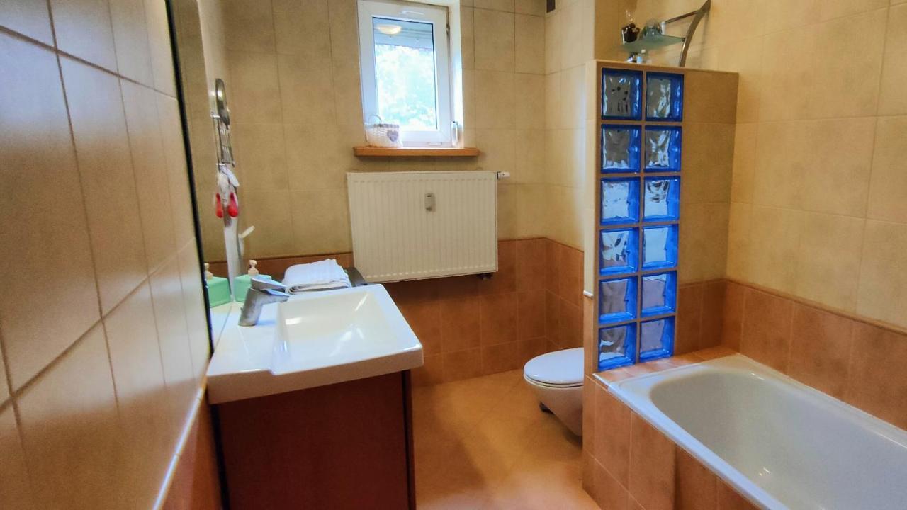 Lesny Apartament Белосток Экстерьер фото